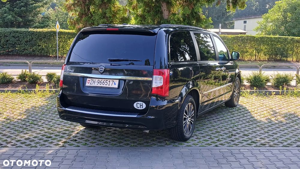 Lancia Voyager 2.8 Multijet 16v Platinum - 12