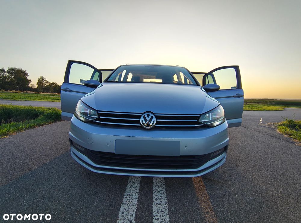 Volkswagen Touran - 6