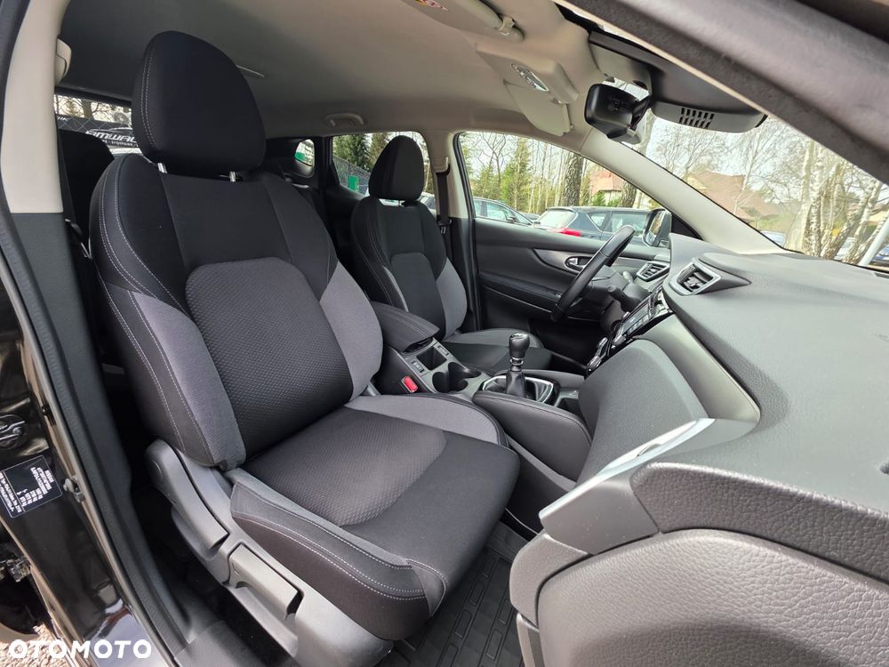 Nissan Qashqai 1.6 DCi N-Connecta - 20