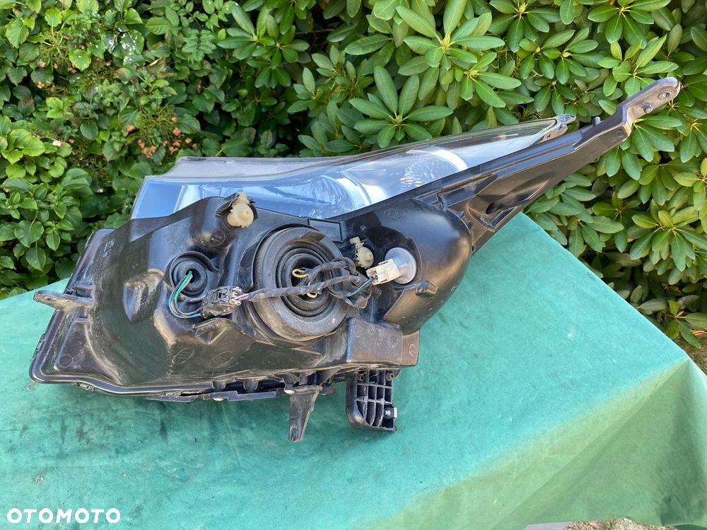 lampa chevrolet cruze prawa eu cała oryginalna - 2