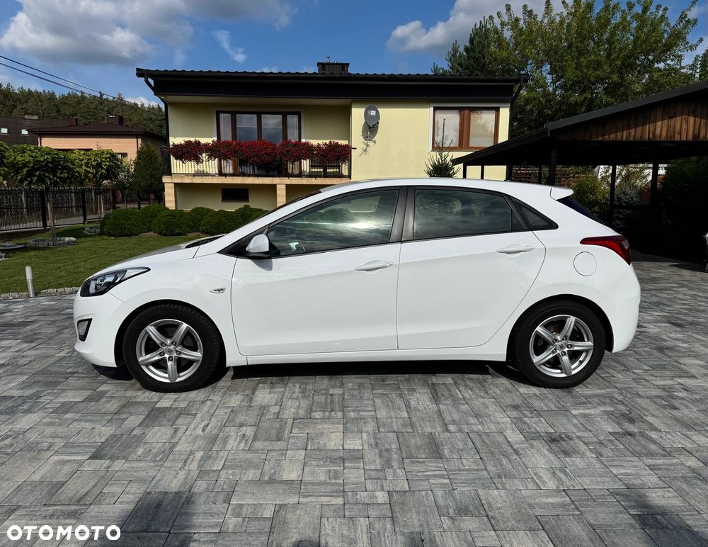 Hyundai i30 blue 1.6 CRDi Classic - 7