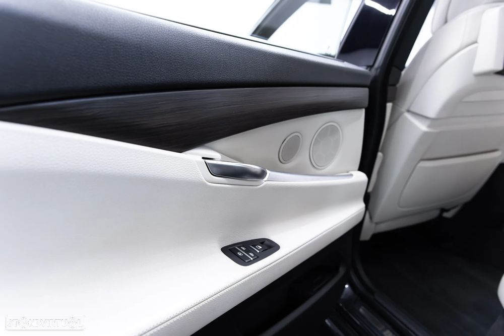 BMW 535 Gran Turismo - 17