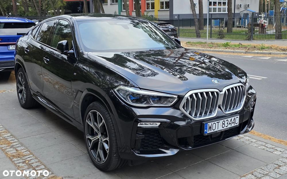 BMW X6 xDrive40d mHEV - 10