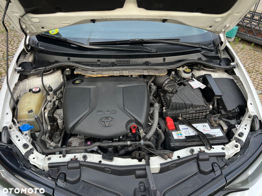Toyota Auris 1.6 D-4D Dynamic - 14