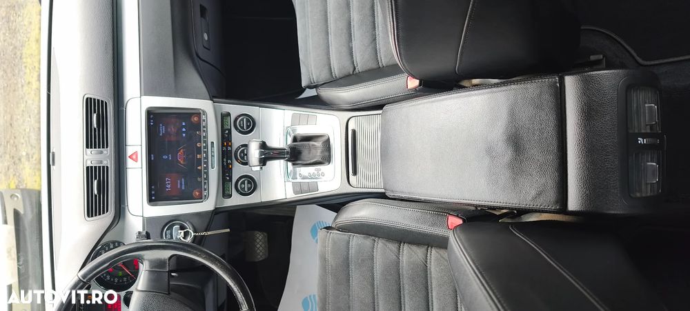 Volkswagen Passat 2.0 TDI DPF DSG Highline - 26