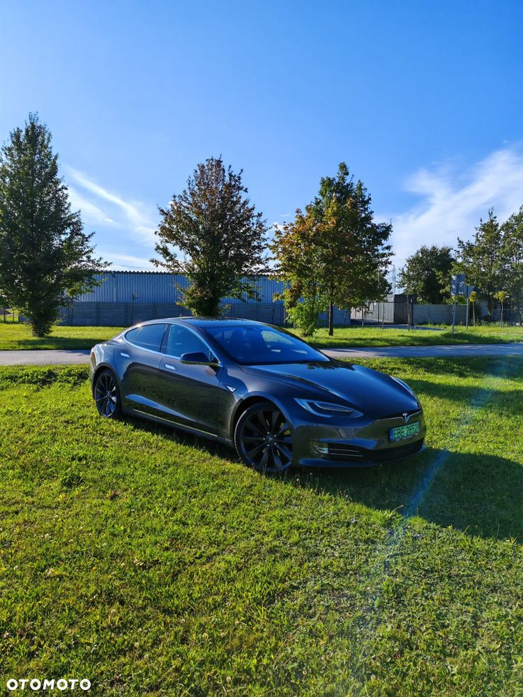 Tesla Model S Long Range Plus - 1