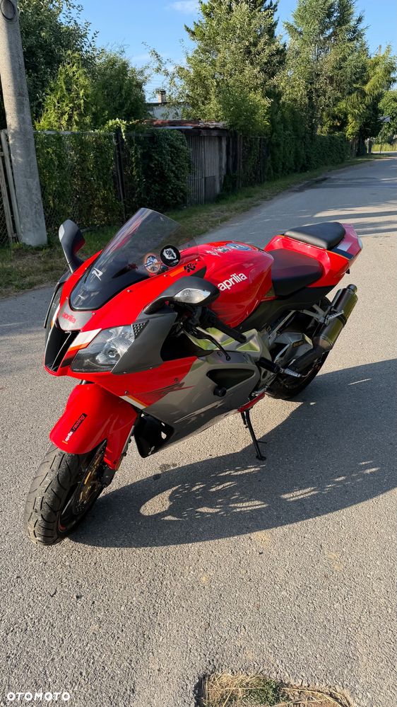 Aprilia RSV - 1