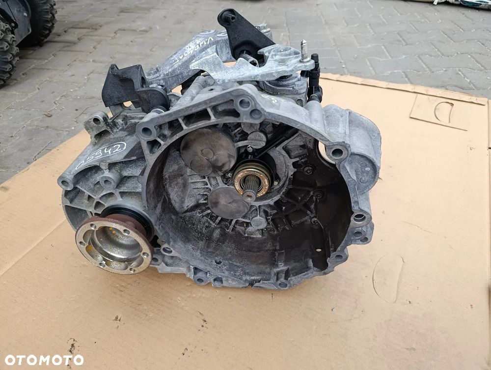 VW PASSAT B6 2.0 TDI SKRZYNIA BIEGÓW KDS MANUALNA - 1