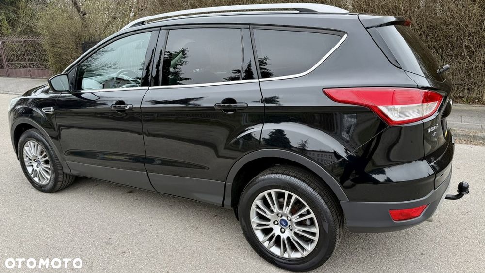 Ford Kuga 2.0 TDCi 2x4 Titanium - 8