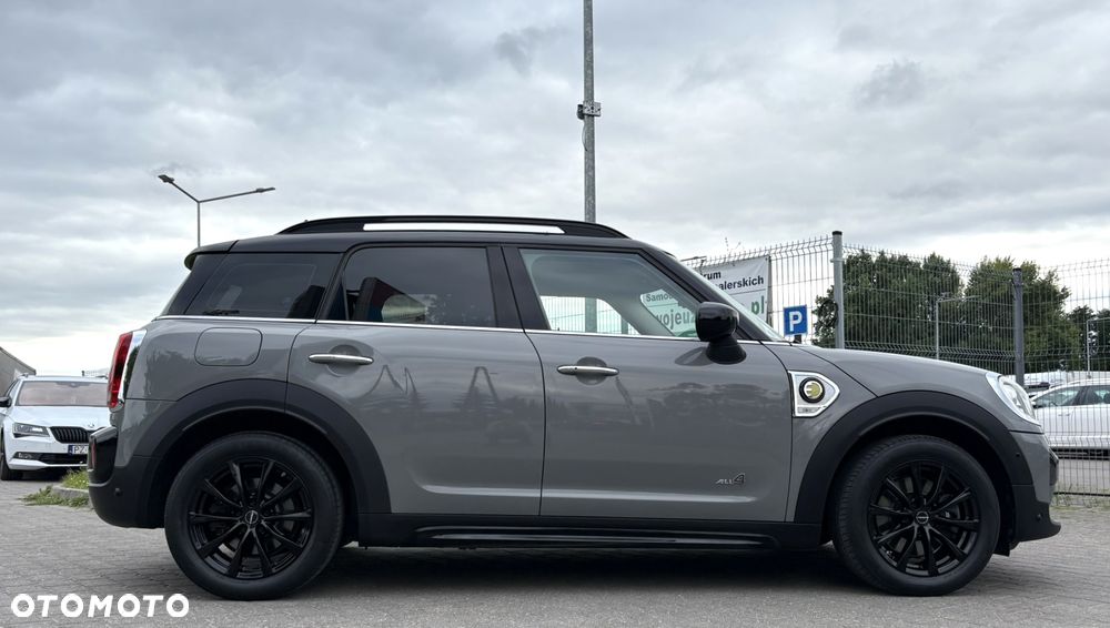 MINI Countryman Cooper SE ALL4 - 5