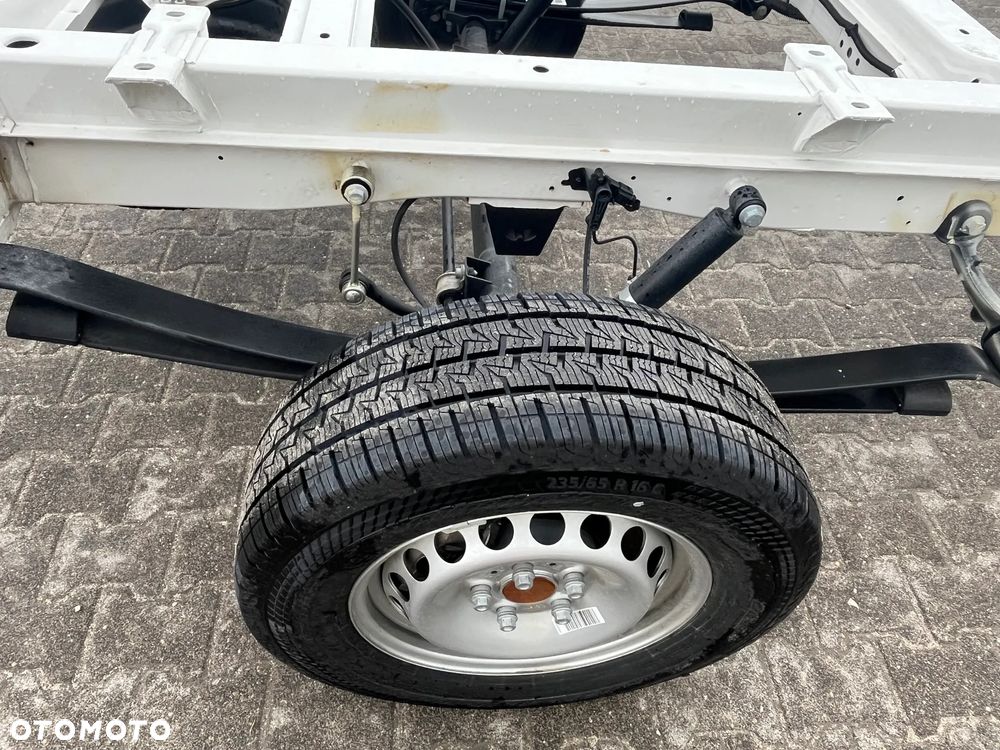 MAN TGE 3.180 4X2F SB - 17