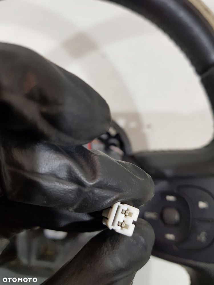 kierownica multifunkcyjna skóra fiat 500l eur 12r - 14