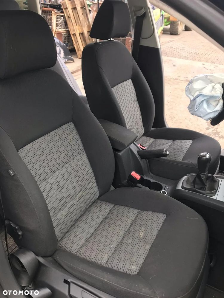 Skoda Octavia II środek fotele kanapa ! - 1
