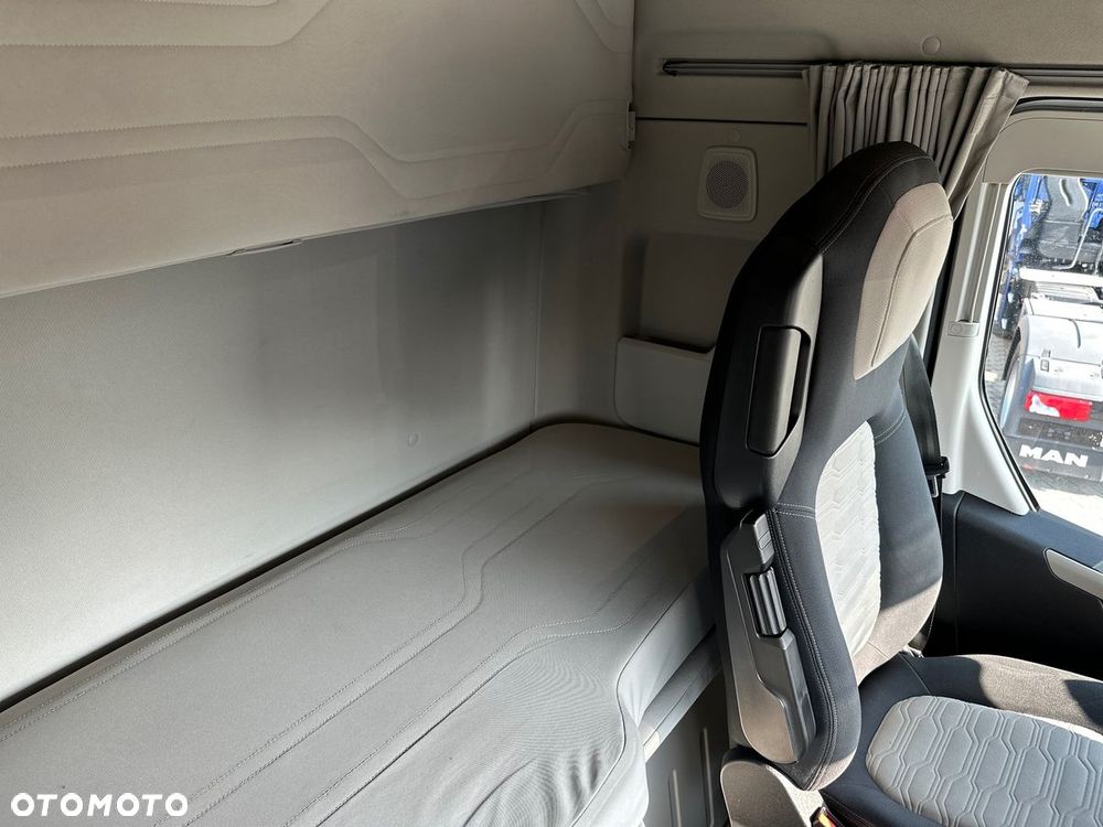 Ford F-MAX - 13