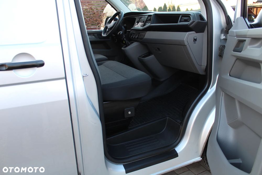 Volkswagen Transporter T6.1 Long 2.0 TDI 150 KM Salon PL - 31