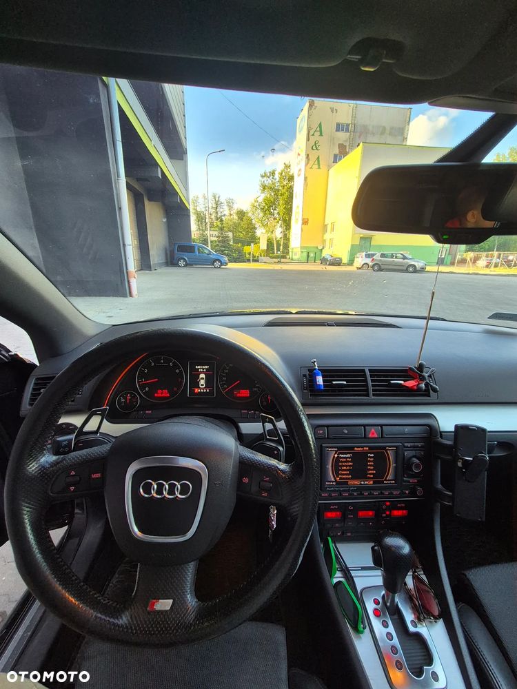 Audi A4 Avant 2.0T FSI Multitronic - 9