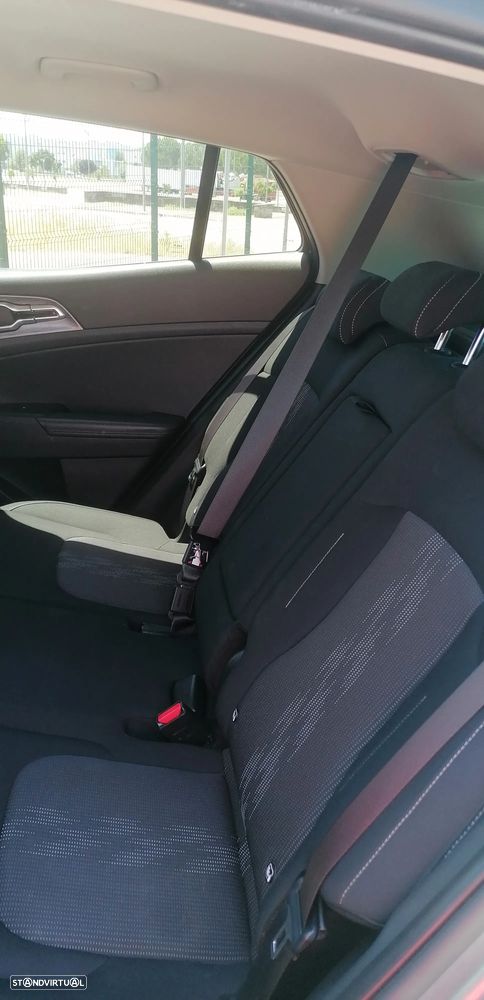 Kia Sportage 1.6 T-GDI Drive - 11