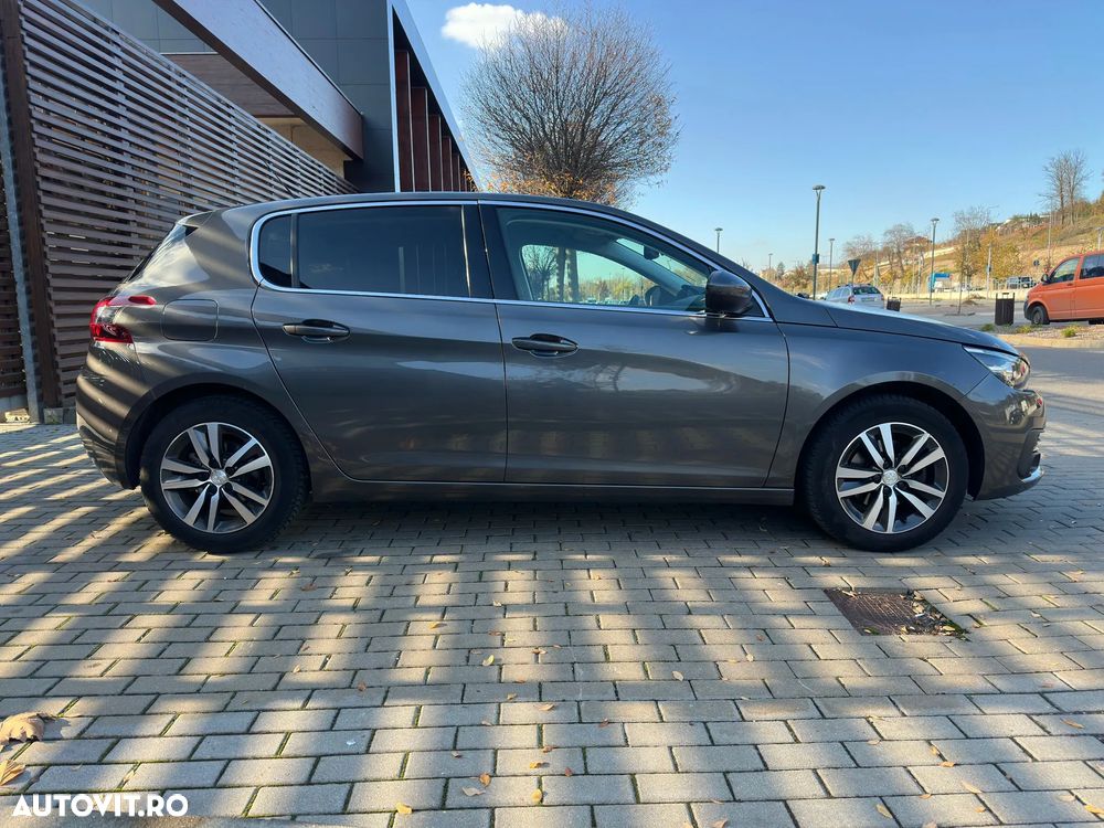Peugeot 308 PureTech 130 GPF EAT8 Stop & Start Allure - 9
