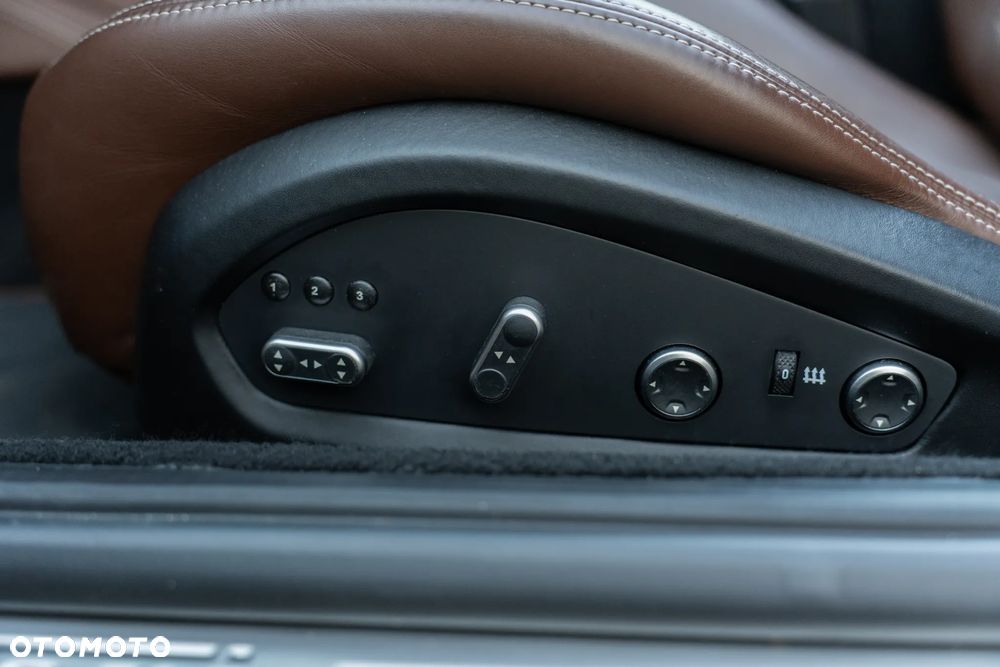 Ferrari California - 23