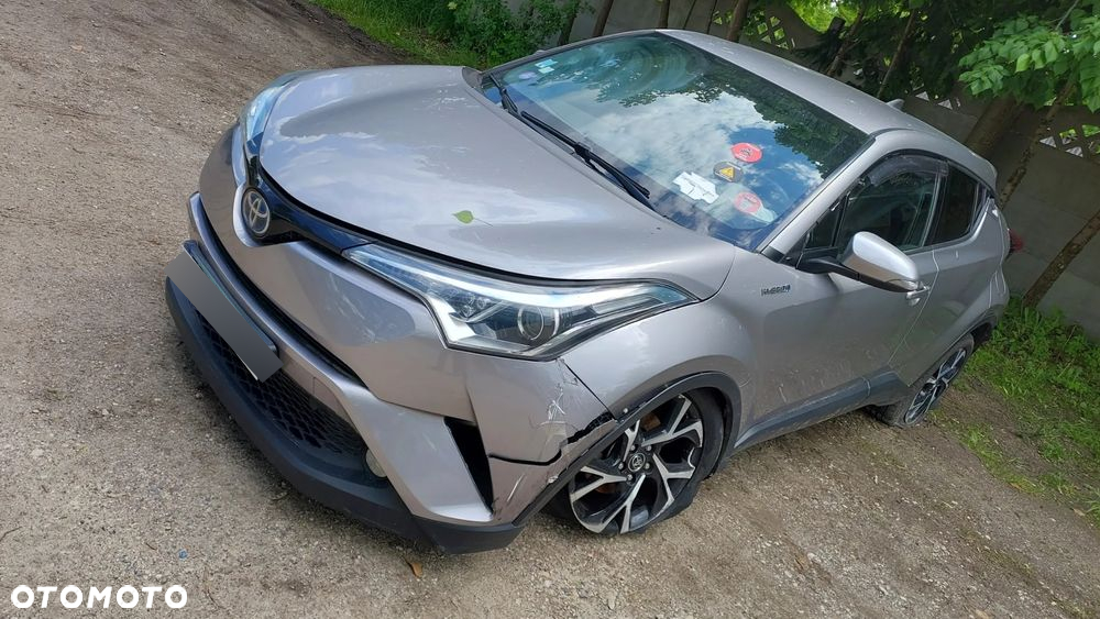 Toyota C-HR - 3