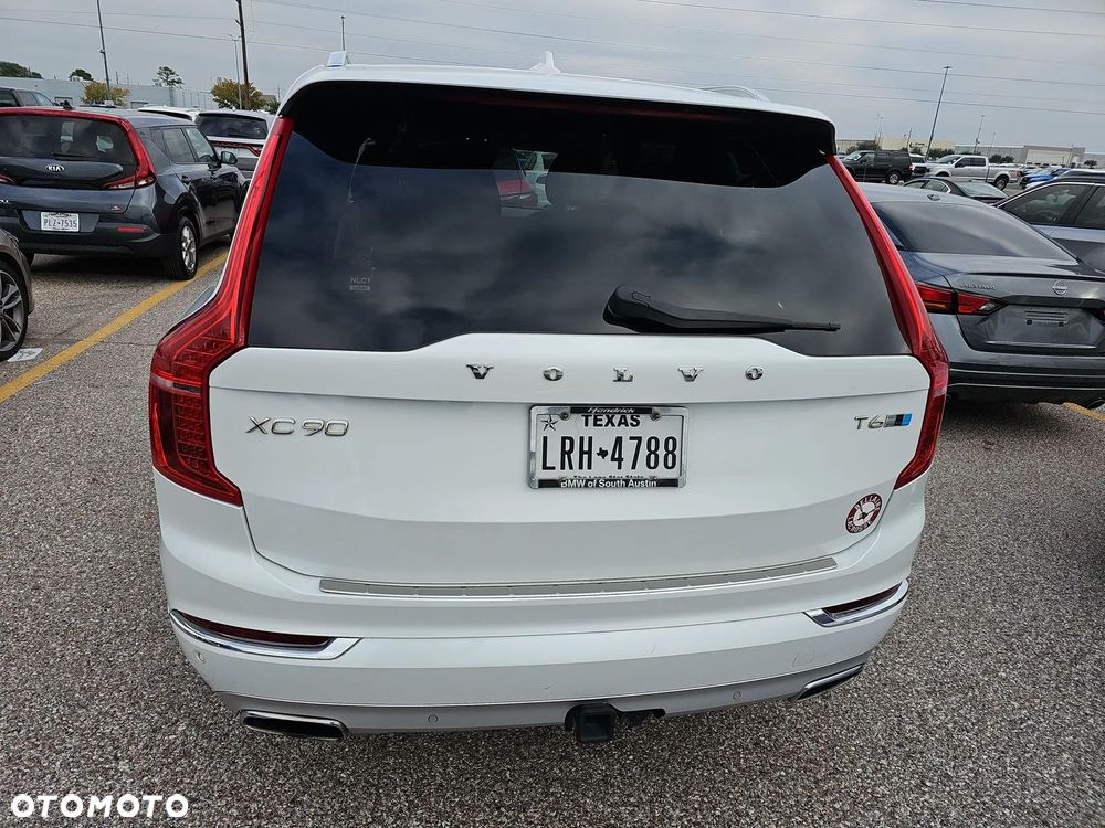 Volvo XC 90 - 6