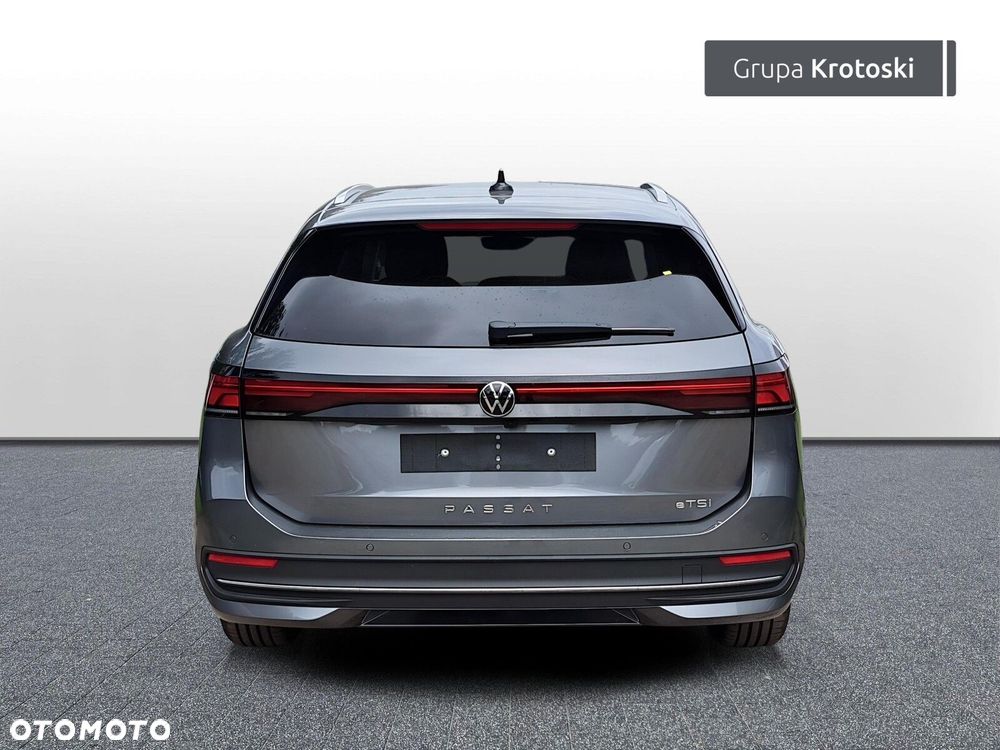 Volkswagen Passat - 8