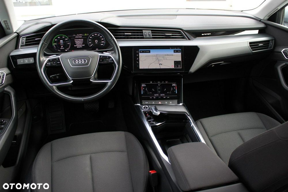 Audi e-tron 50 Quattro - 11