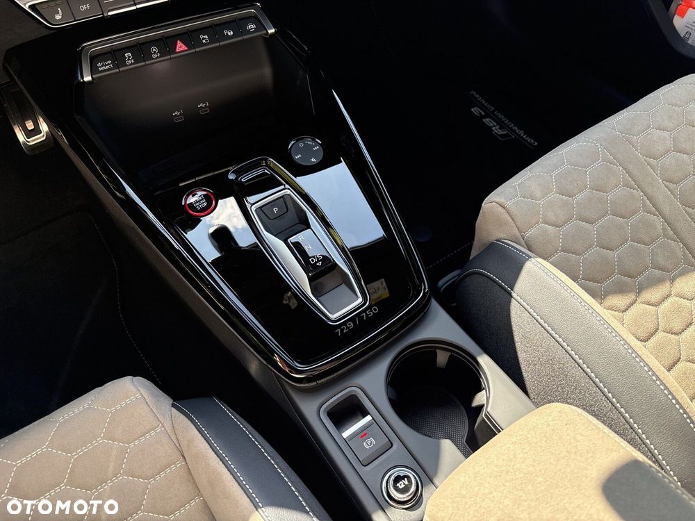 Audi RS3 Limousine - 16