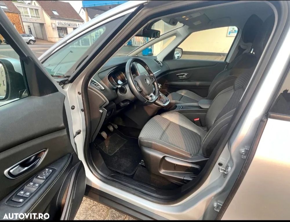 Renault Grand Scenic ENERGY TCe 115 EXPERIENCE - 32