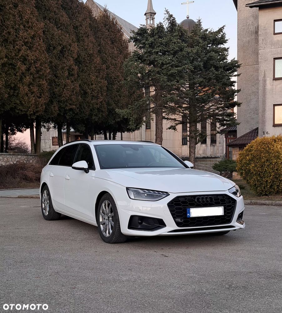 Audi A4 Avant 35 TDI mHEV S tronic - 1
