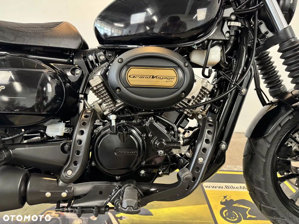 Hyosung GV - 13