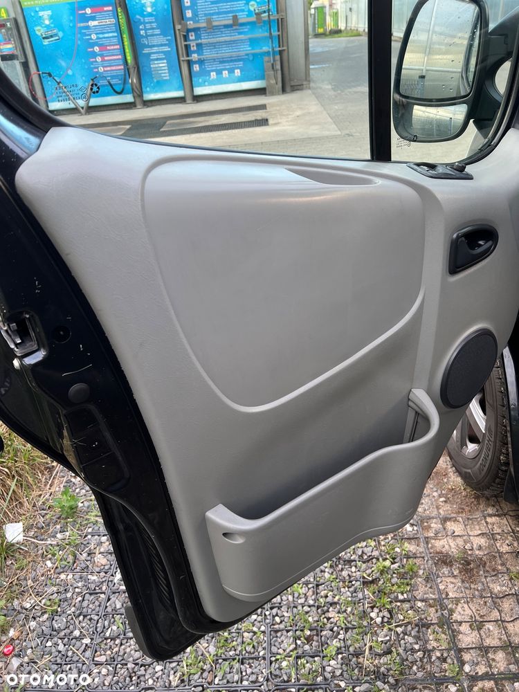 Opel Vivaro - 19