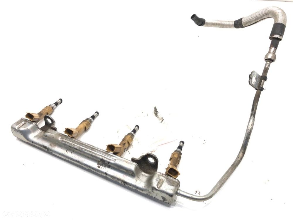 LISTWA WTRYSKOWA  Z WTRYSKAMI  LEXUS CT (ZWA10_) 2010 - 2022 200h (ZWA10_) 73 kW [99 KM] Hybryda - 2