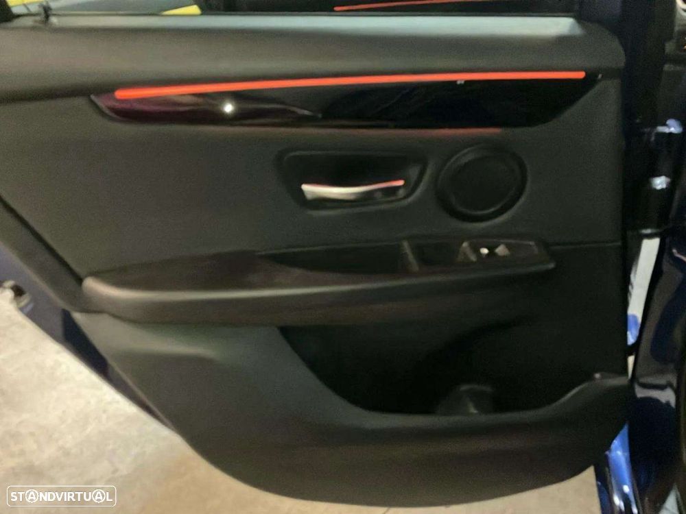 BMW 216 Active Tourer - 22