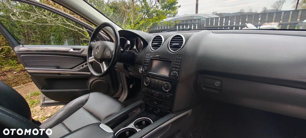 Mercedes-Benz ML 350 BlueTEC 4MATIC 7G-TRONIC Edition 1 - 8