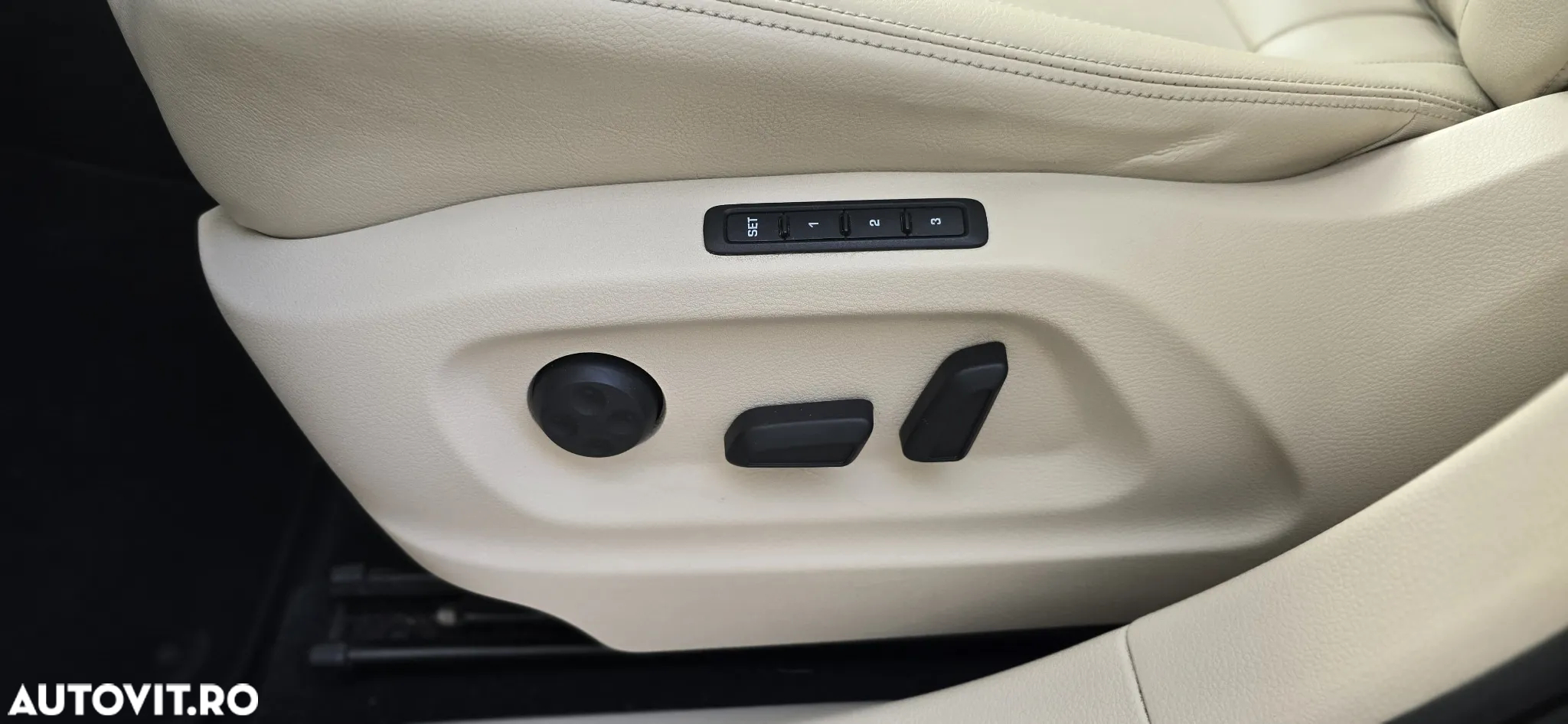Volkswagen Sharan 2.0 TDI DSG BlueMotion Technology Highline - 27