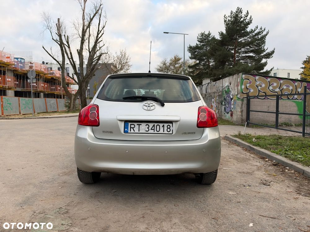 Toyota Auris 2008 photo 5