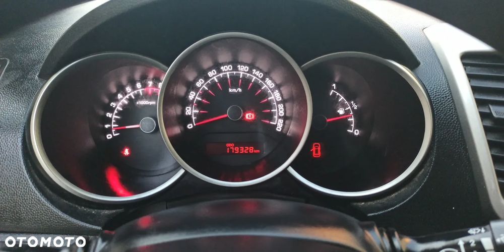 Kia Venga 1.4 CVVT ISG Dream Team Edition - 18