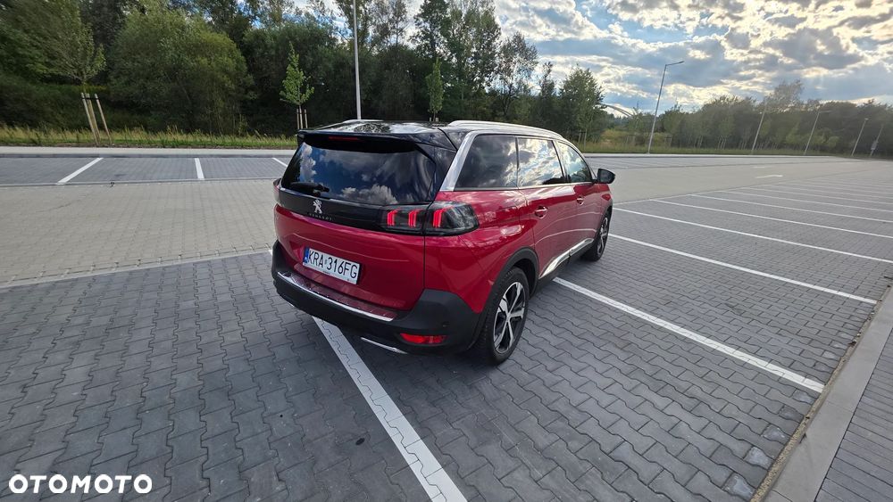 Peugeot 5008 - 5