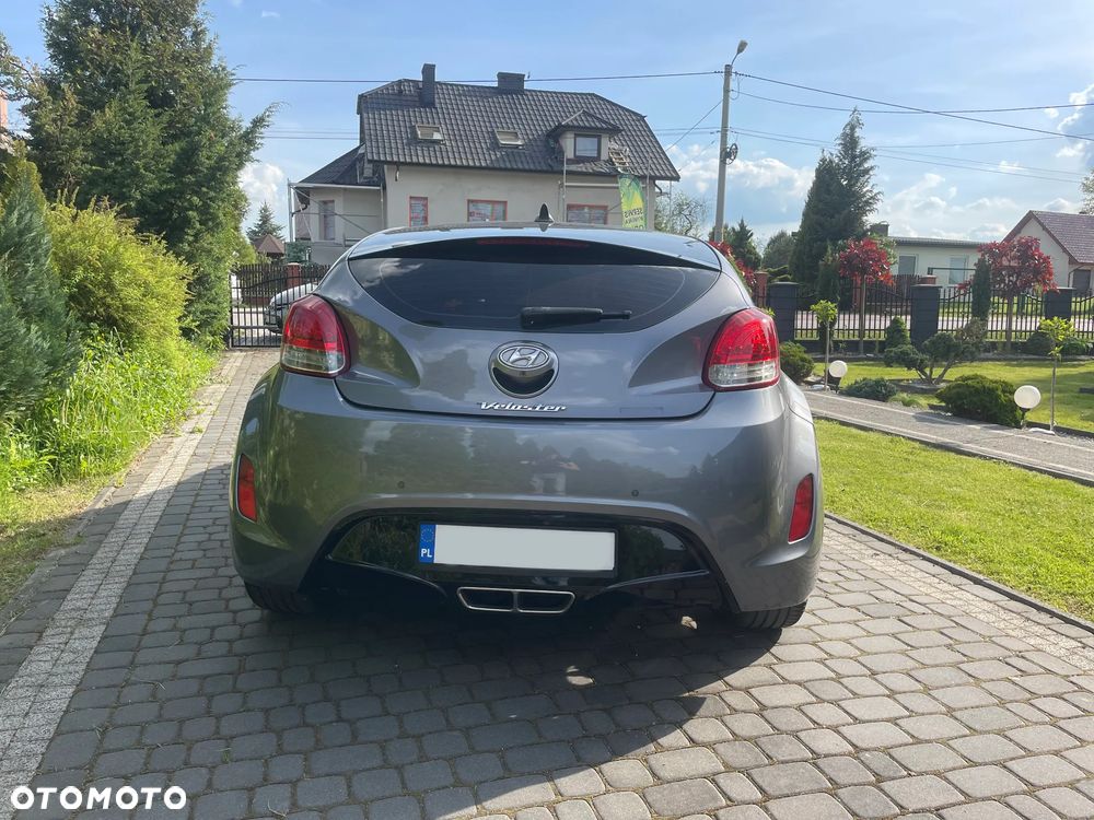 Hyundai Veloster 1.6 GDI Comfort - 21