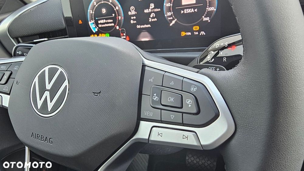 Volkswagen T-Roc - 25