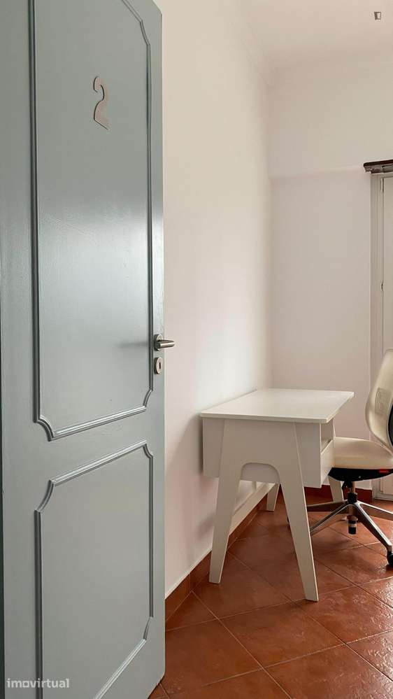 Quarto - localizado em Oeiras Lisbon - Grande imagem: 2/19