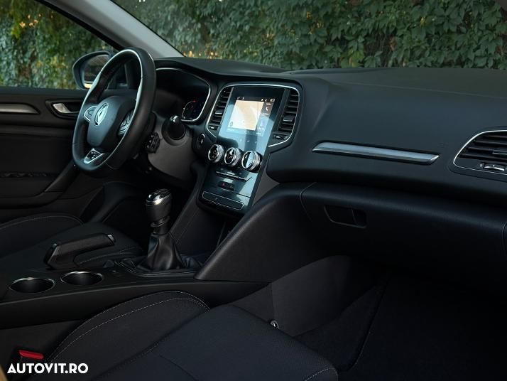 RENAULT Megane 2021 — imagine 19