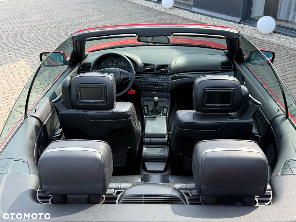 BMW Seria 3 323i - 24