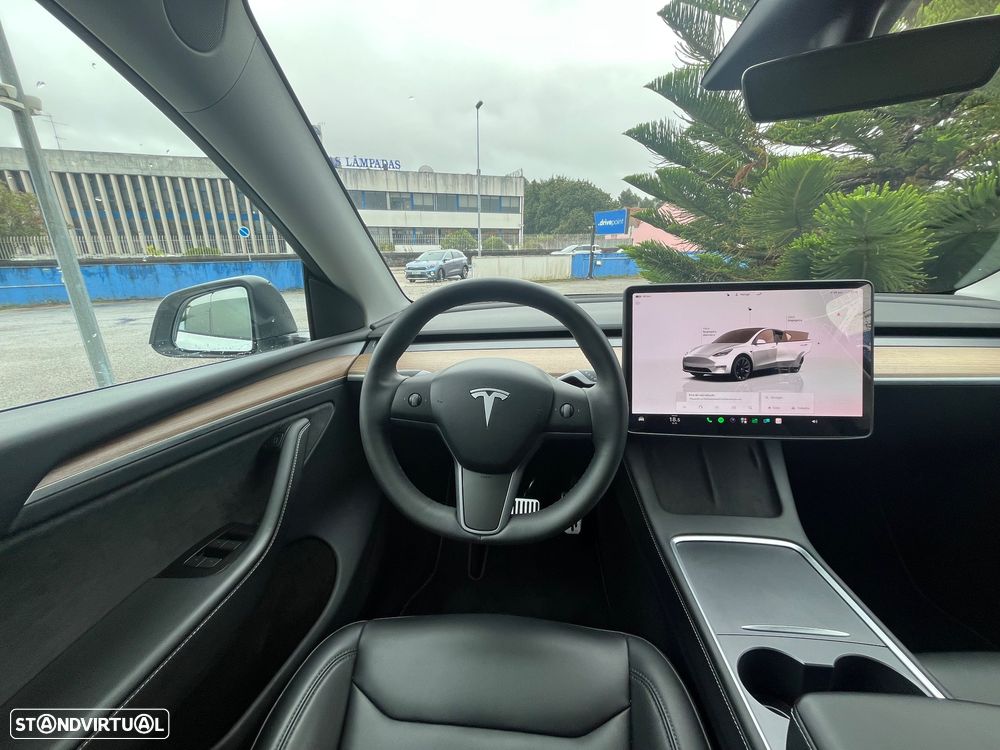 Tesla Model Y Standard - 46