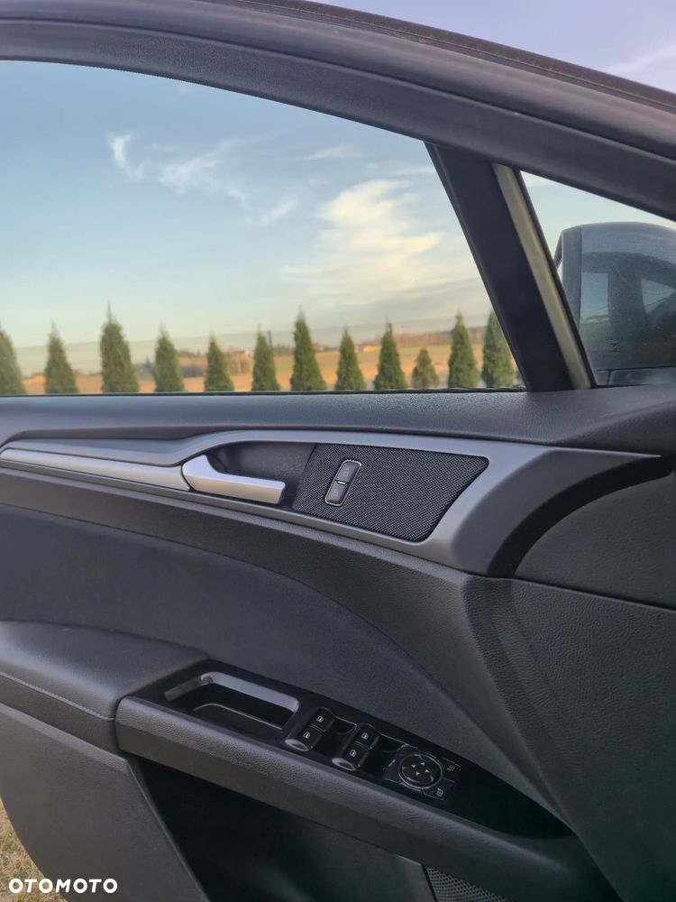 Ford Mondeo 2.0 TDCi Trend - 14