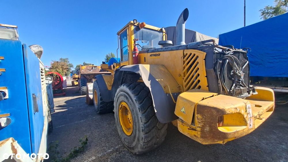 Volvo L 120 E 4X4 - 7