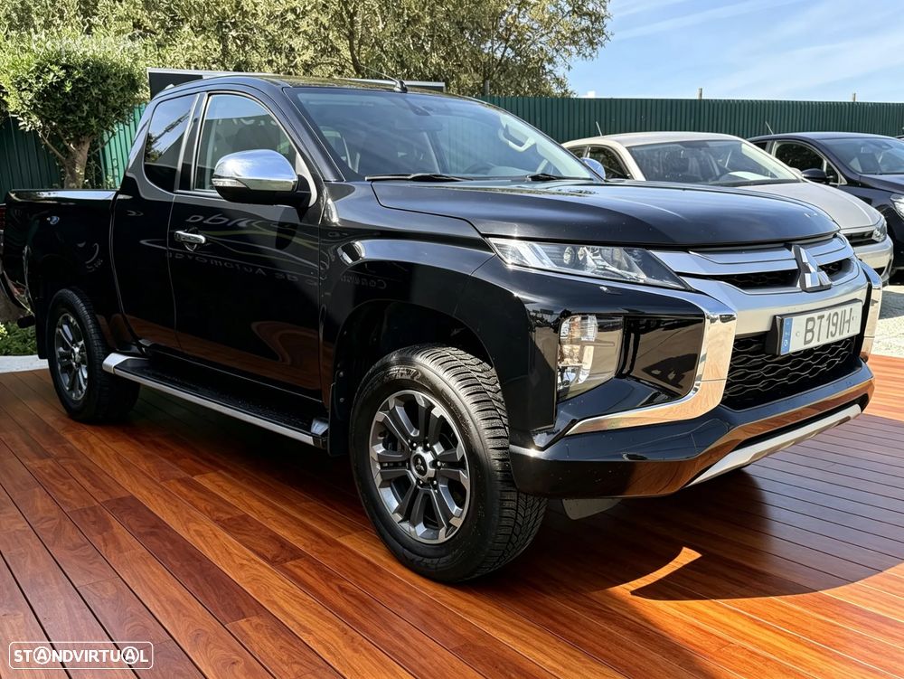 Mitsubishi L200 2.3 DI-D Strakar Club Evolution 4WD IVA DEDUTIVEL - 10