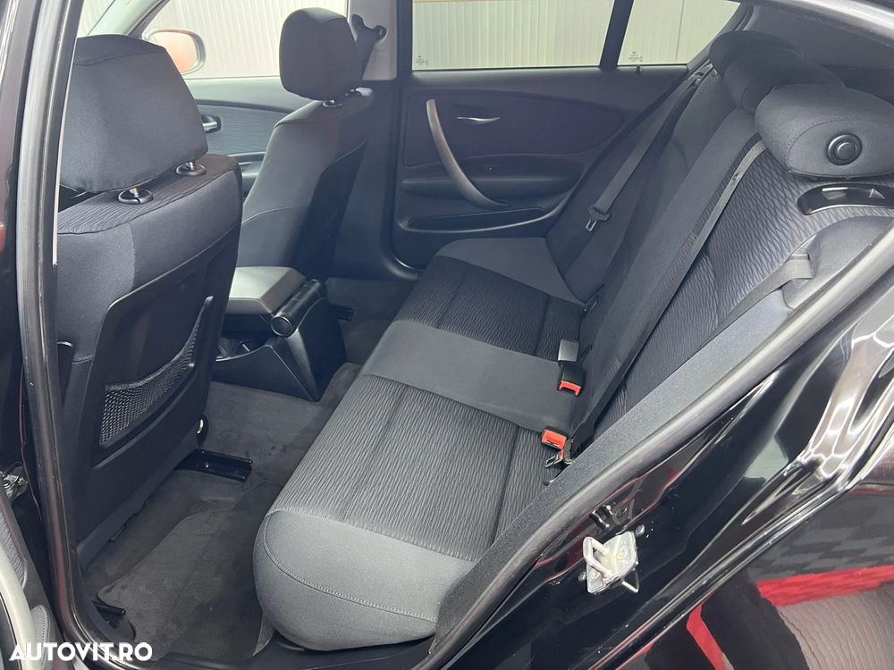 BMW Seria 1 116d - 14