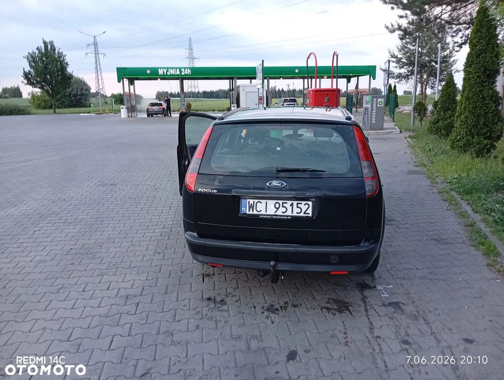 Ford Focus 1.6 Ti-VCT Ghia - 3